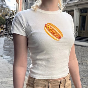 Baby Tee Y2K HotDog Baby Tee Food Baby Tee Trendy Baby Tee Y2K Aesthetic 2000s Shirt Y2K Baby Tee Hotdog Shirt Aesthetic Baby Tee