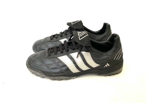 Mens Vintage Retro Y2K ADIDAS Predator Astro Football Shoes