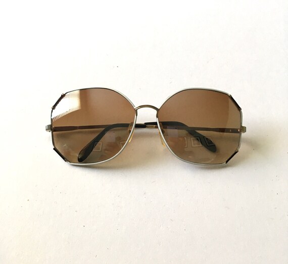 Womens Vintage 80 display picture 3