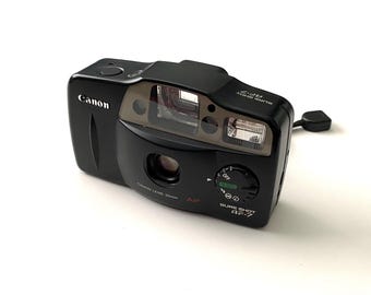Vintage retro CANON sure shot AF-7 35mm film camera