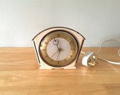 Vintage retro 1950s METAMEC self starting mantle clock