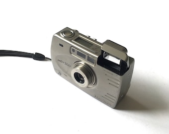 Vintage retro MINOLTA Vectis 300 aps point and shoot film camera