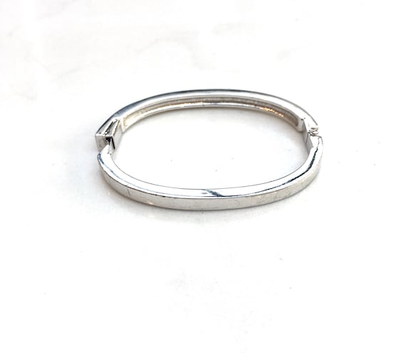 Womens SWAROVSKI silver tone crystal bangle bracelet