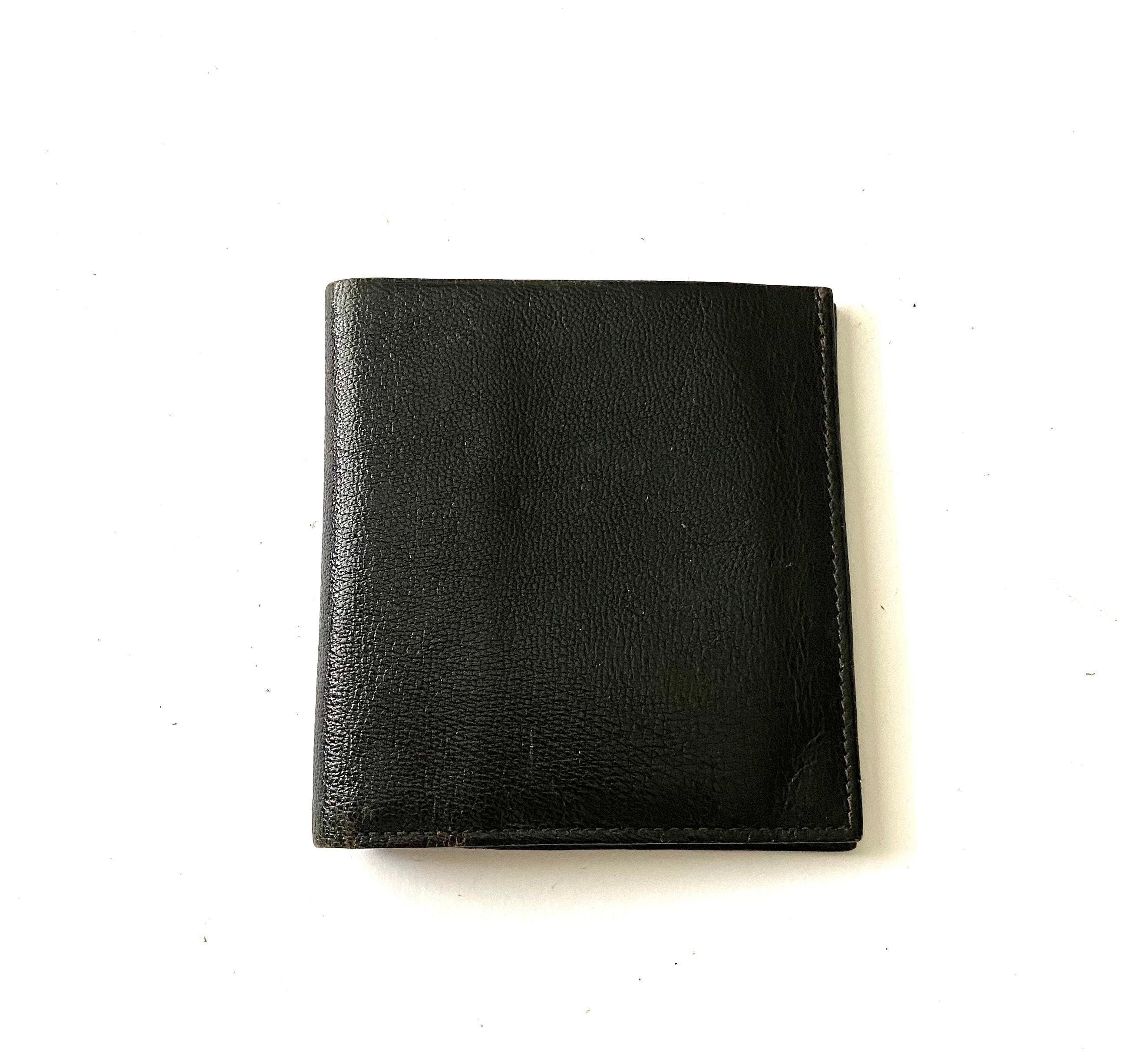 Launer wallet sale hotsell