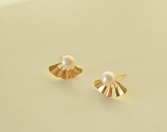 Fan Shape Pearl Stud Earrings, Gold Vermeil, Gold Plated on 925 Silver Stud, Button Pearl Earrings, Dainty Earrings, Gift for her