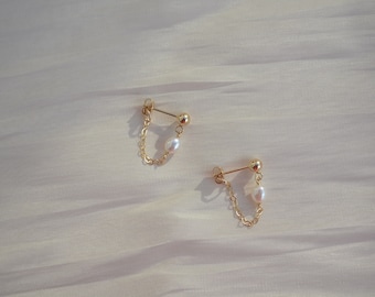 Vivienne-Mini Pearl Chain Stud Earrings, Pearl Chain Earrings, Dainty Earrings, everyday wear