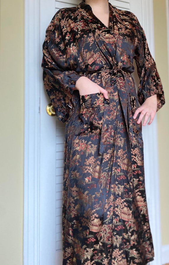 1940s Black And Gold Silk Robe