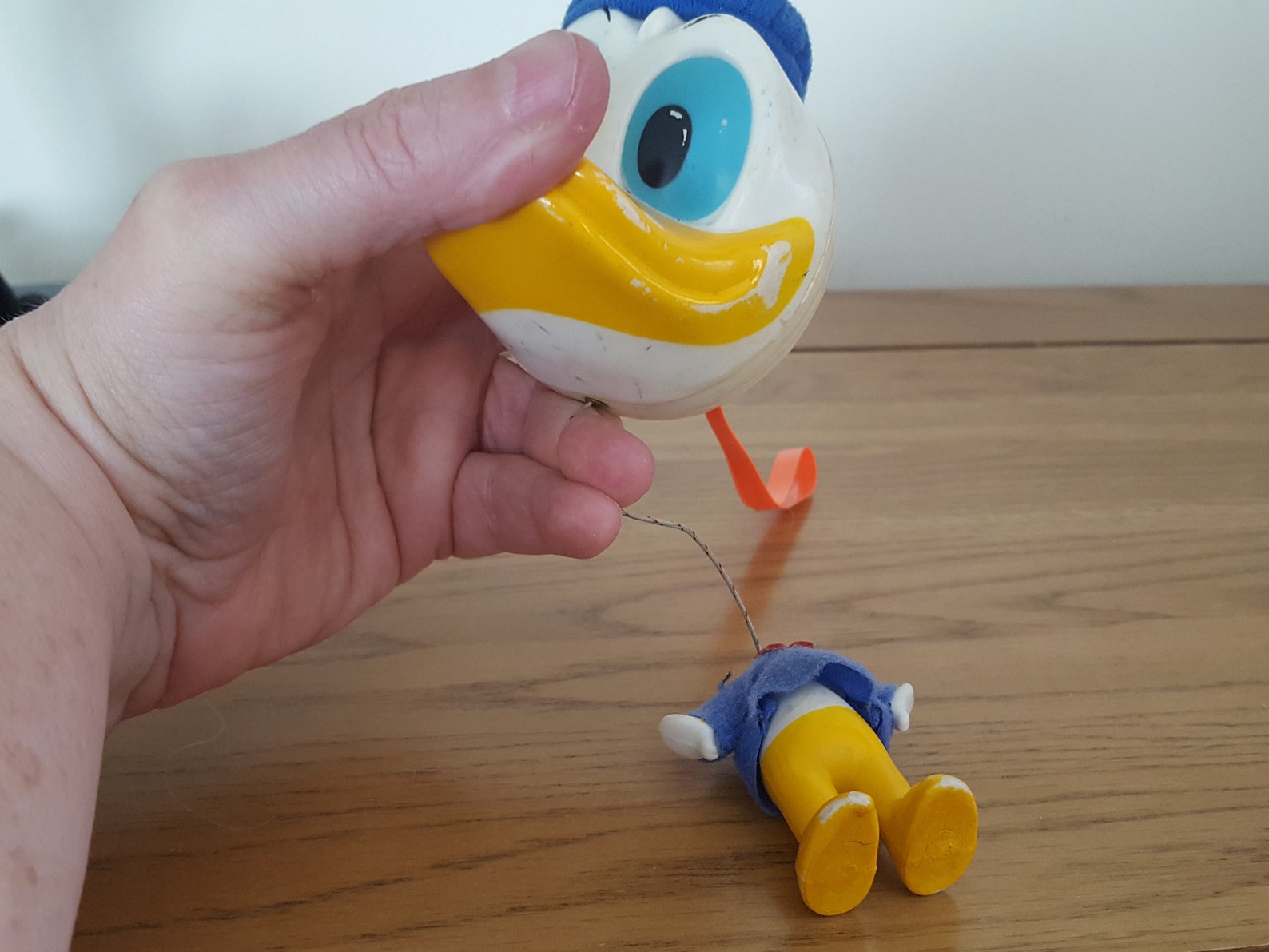 donald duck pull string toy
