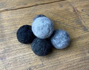 Wool balls for cats, Felted cat toy, cat gifts, Eco friendly cat toy, Cat toy balls, Kitten toys