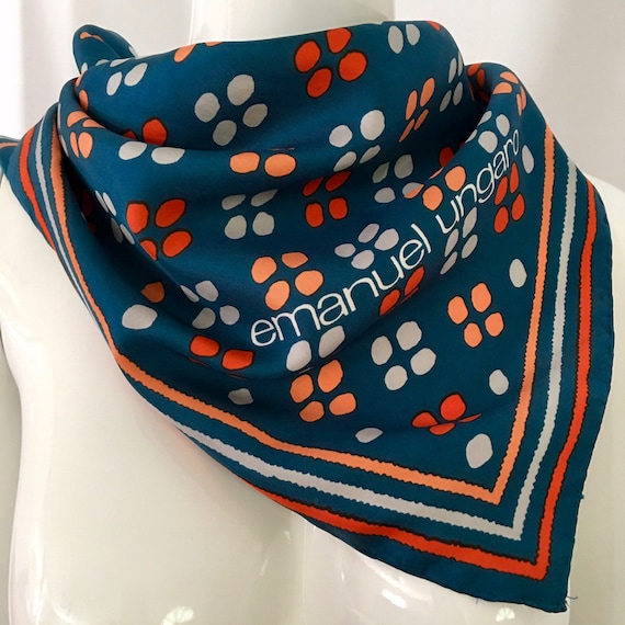 EMANUEL UNGARO Scarf in Vintage Silk Print