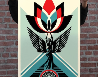 Póster de Shepard Fairey (OBEY) - Firmado - Lotus Angel - 2025 - Edición abierta, formato grande