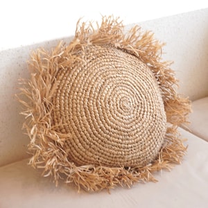 Round Boho Cushion with Fringes Decorative Cushion Ø40/50 cm Throw Pillow made from Raffia Sofa Cushion with Filling TARAKAN beige (2 sizes)