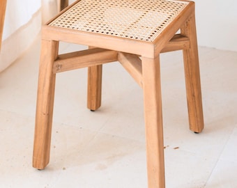 Wooden Stool – Solid Rectangular Stool – Handmade Square Stool Made of Rain Tree Wood with Woven Rattan Seating Surface SUBANG