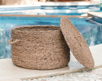 Large Laundry Basket with Lid UMBUL made from Water Hyacinth Brown Woven Hamper Basket