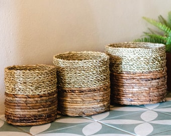 Storage Basket | Plant Basket BHINNEKA (two-coloured) made from Banana Fibre & Seagrass (3 sizes)