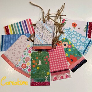 Etichette regalo pasquali, Etichette regalo garofano e margherita impreziosite, Confezione regalo pastello pasquale, Regali pasquali per bambini, Cesti Pasquali