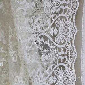 Elfenbensfärgat broderat spetstyg, brudspetstyg, blommig spets, spetstyg, tyllspetstyg, brudklänningsspets, transparent tyg, 133 cm bredd bild 6