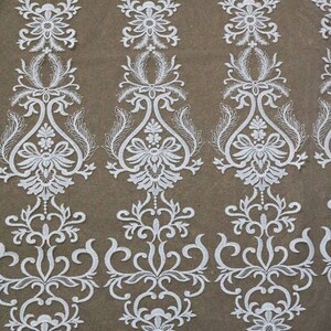 Elfenbensfärgat broderat spetstyg, brudspetstyg, blommig spets, spetstyg, tyllspetstyg, brudklänningsspets, transparent tyg, 133 cm bredd bild 8