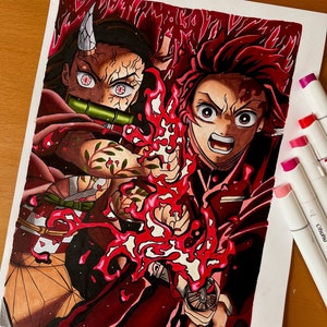 Può includere: Un'illustrazione disegnata a mano di due personaggi anime, uno con i capelli rossi e l'altro con i capelli verdi, in una posa drammatica con fiamme rosse e fumo che li circonda.