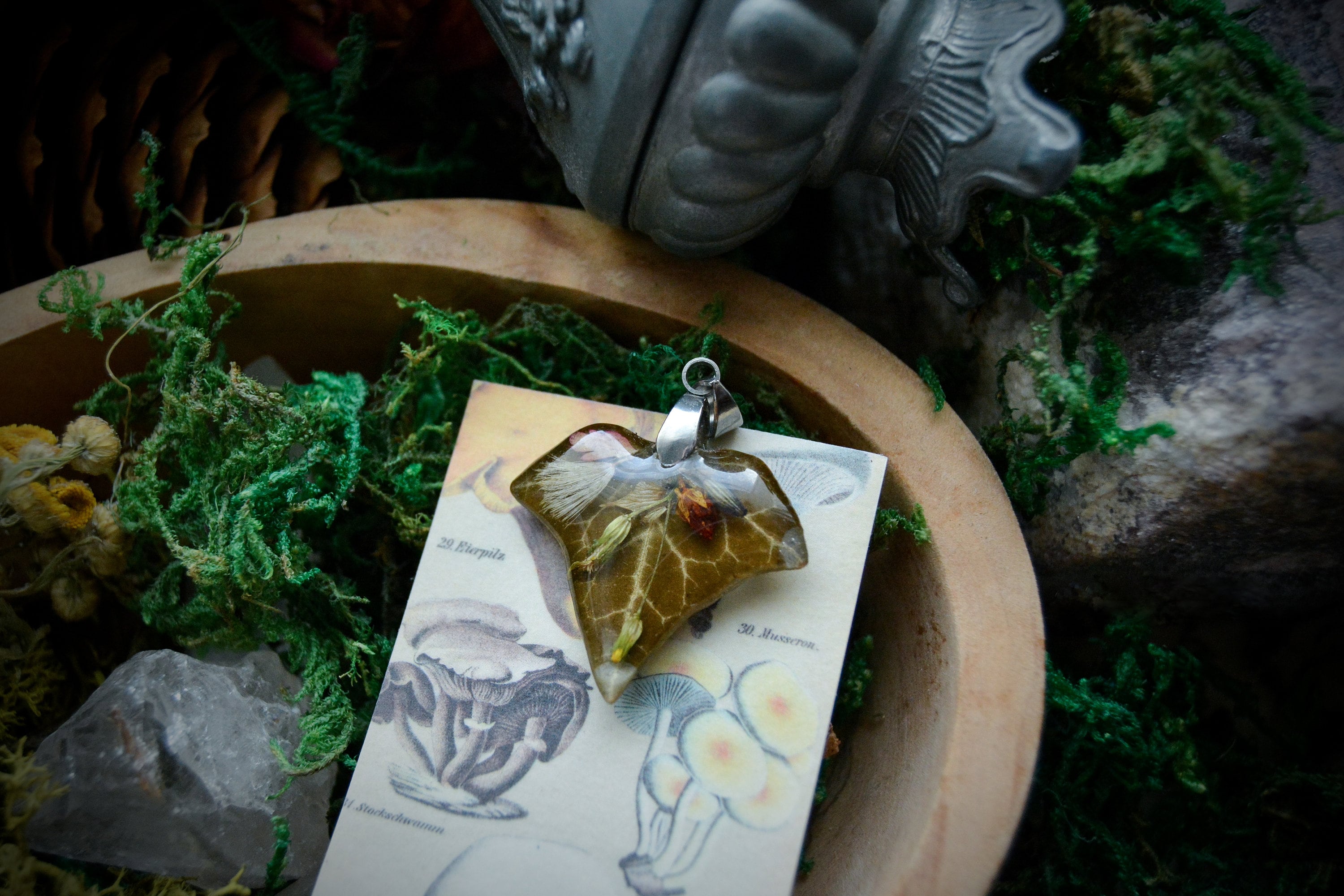 Ivy Resin Pendant Necklace: Handmade Terradorn Jewelry