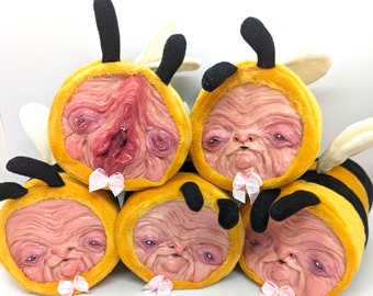 Old manbaby bee plush, weird plush toy sculpture, creepy bear, weird teddy gift, weirdcore gift,nightmare fuel plush, cursed bumble bee