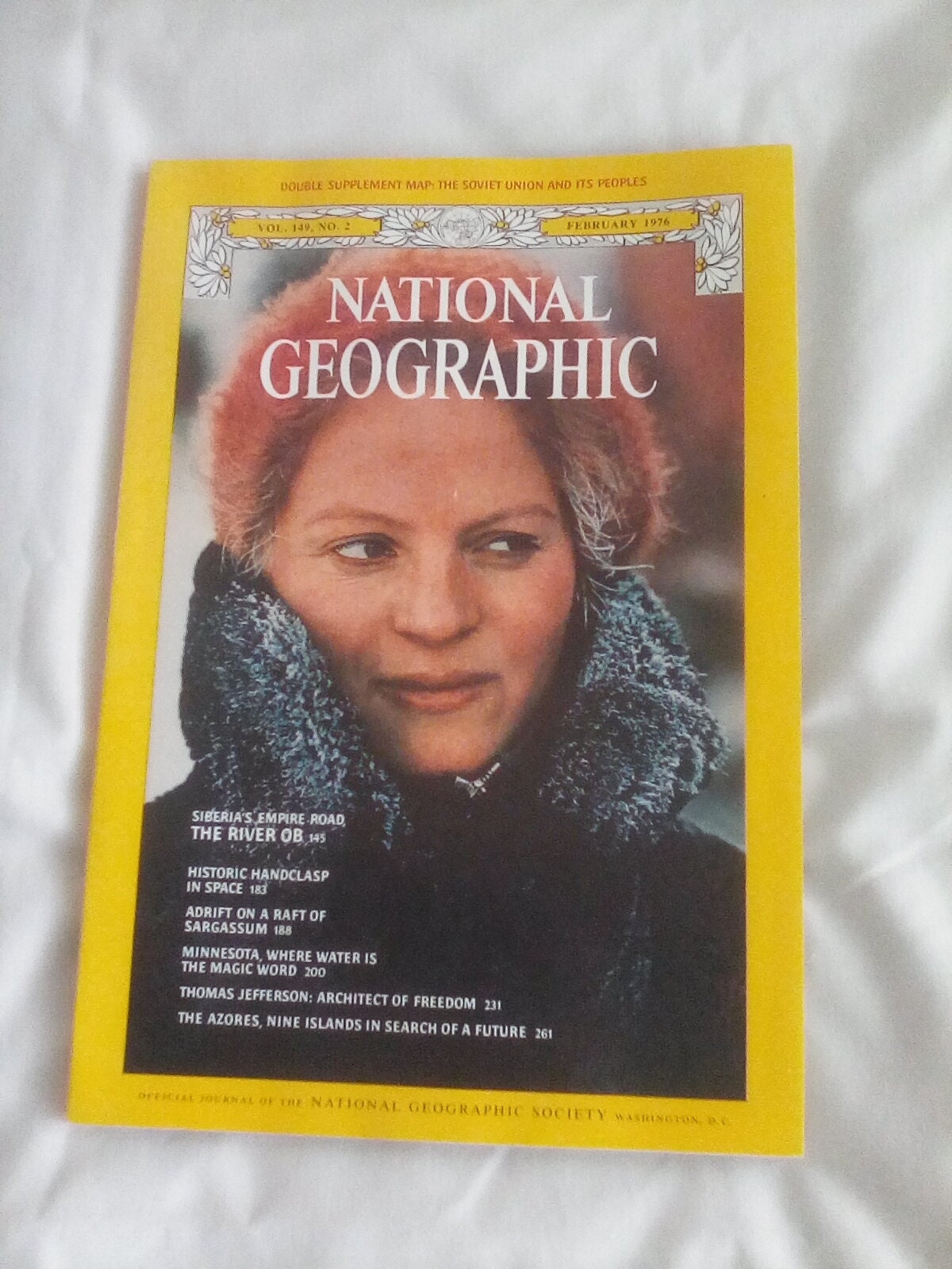 National Geographic Magazine February 1976 - Etsy