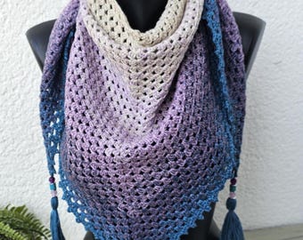 Foulard triangulaire crocheté dégradé