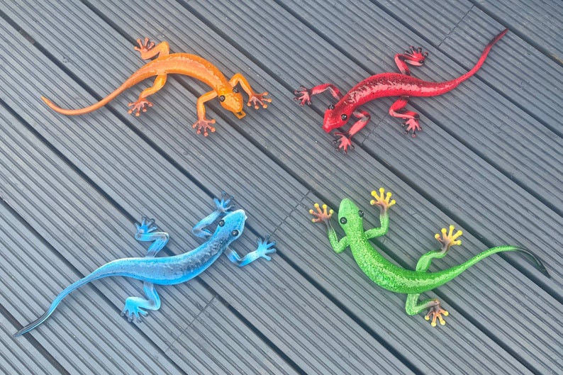 large gecko garden wall art