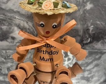 Personalised Plant Pot Lady – Terracotta Garden Ornament, Gift for Mum, Grandma or Nanna, Birthday Keepsake