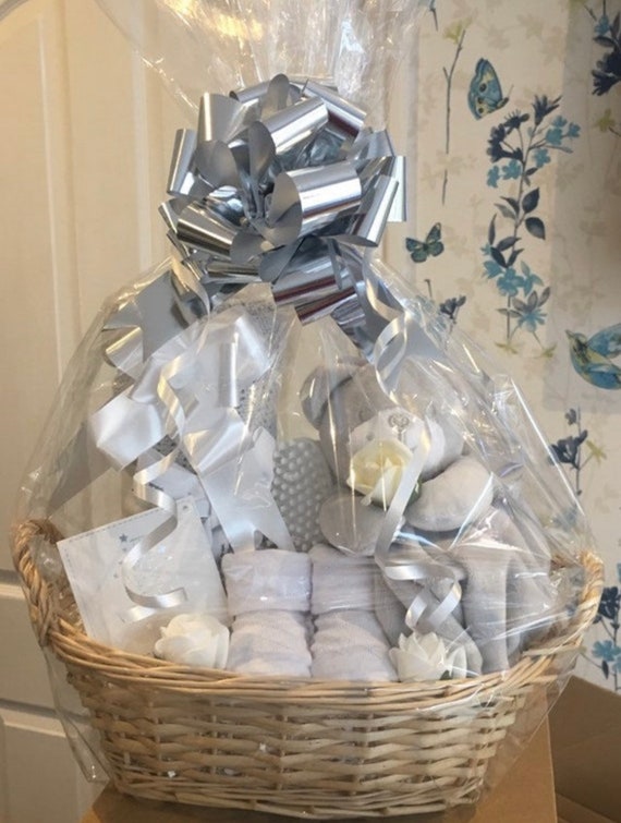 Teddy Bear Comforter Baby Hamper Gift Set. Unisex Baby Hamper. Baby Shower Gift. New Baby Boy Girl Gift Set. Maternity Gift.