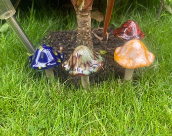 Glazed Ceramic Mushroom Garden Stakes – Set of 4 Toadstool Ornaments Spring Garden Decor Gifts for Gardeners