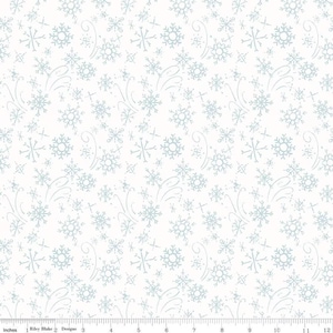Santa&#39;s Tree Farm Snowflakes Snowy Half Yard