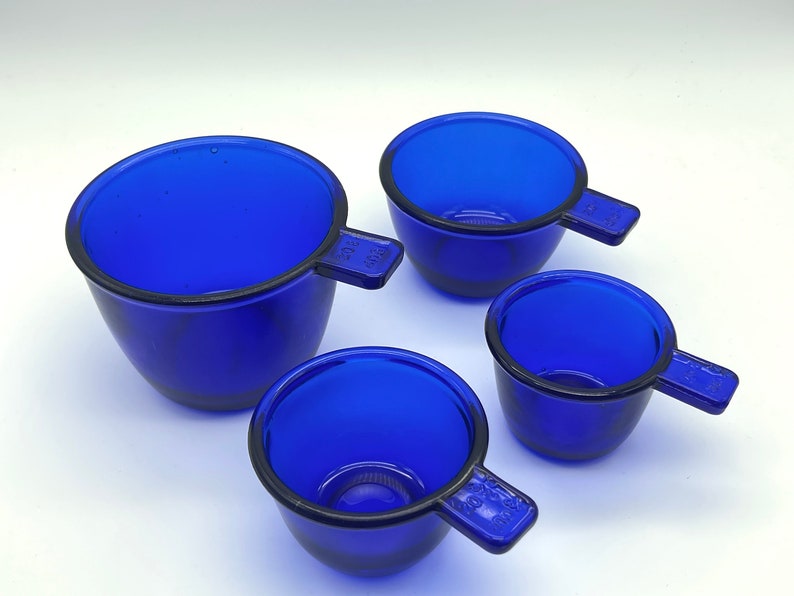 Nesting Vintage Style Stacking 4 Pc. Measuring Cups Set 1/4, 1/3, 1/2, 1 Cup Depression Style in Cobalt Blue Glass Color image 3