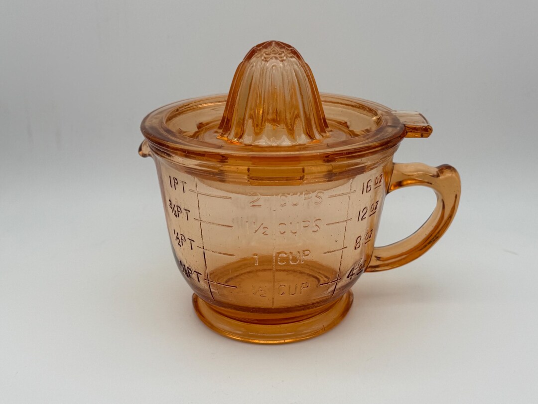 Pink Vintage Style Juicer with Measuring Mixing 2 Cup Juice Reamer Depression Style Glass
