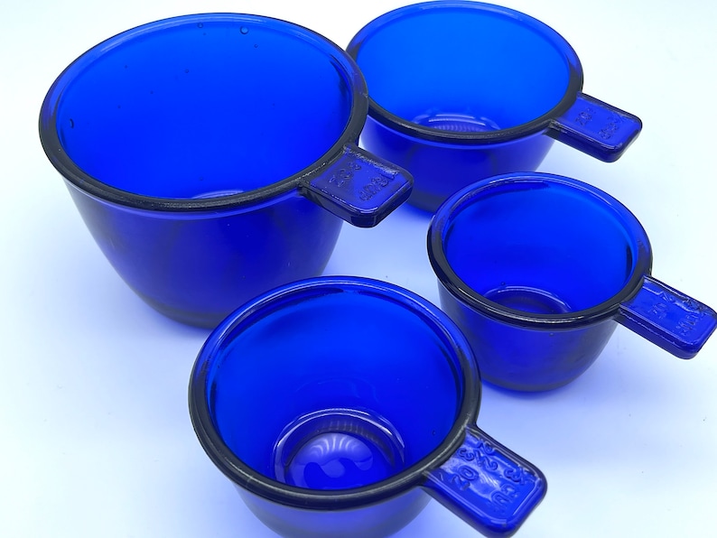 Nesting Vintage Style Stacking 4 Pc. Measuring Cups Set 1/4, 1/3, 1/2, 1 Cup Depression Style in Cobalt Blue Glass Color image 4