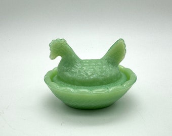 Jadeite Green Glass Vintage Style Mini Nesting Chicken Hen Salt Cellar Pinch Bowl Miniature Depression Style Jadite