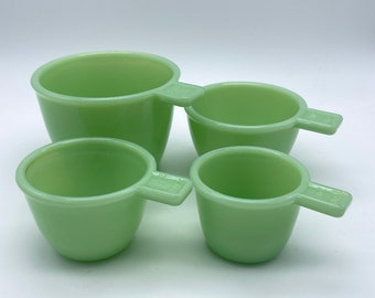 Nesting Vintage Style Stacking 4 Pc. Measuring Cups Set 1/4, 1/3, 1/2, 1 Cup Depression Style in Jadeite Green Glass Jade Color