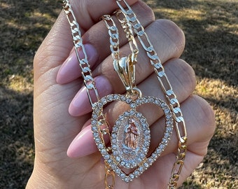 Our Lady of Guadalupe Gold Necklace. Gold Plated Layer Virgen de Guadalupe Cadena de Oro Laminado. Gold. Gold plated Jewerly. Joyeria de Oro