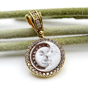 Cameo Pendant, Gold Plated Sterling Silver 925, Zircon Pendant, Handmade Pendant, Carved Art, Italian Jewellery, Birthstone, Mother Gift