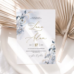 LANA - Hochzeitseinladungsvorlage in Staubblau und Gold, Hochzeitseinladungen mit Blumenmuster, bearbeitbare Hochzeitseinladungsvorlage herunterladen, Corjl