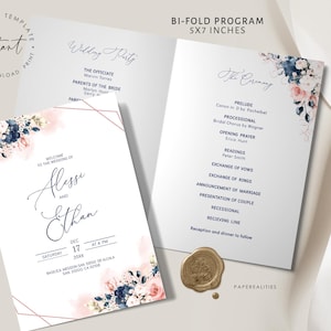 Può includere: Un programma di nozze pieghevole, 12,7 x 17,8 cm, con decorazioni floreali rosa e blu navy. Il programma include i nomi degli sposi, Alisse ed Ethan, i dettagli della cerimonia e la data e l'ora.