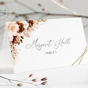 CILLA - Modelo de cartão de lugar laranja queimado floral, cartão de lugar de casamento para impressão, cartão de nome plano tipo tenda, cartão de lugar laranja ferrugem, terracota