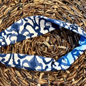 Stretchy Blue design headband