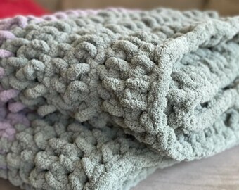 Chunky Crochet Throw Blanket
