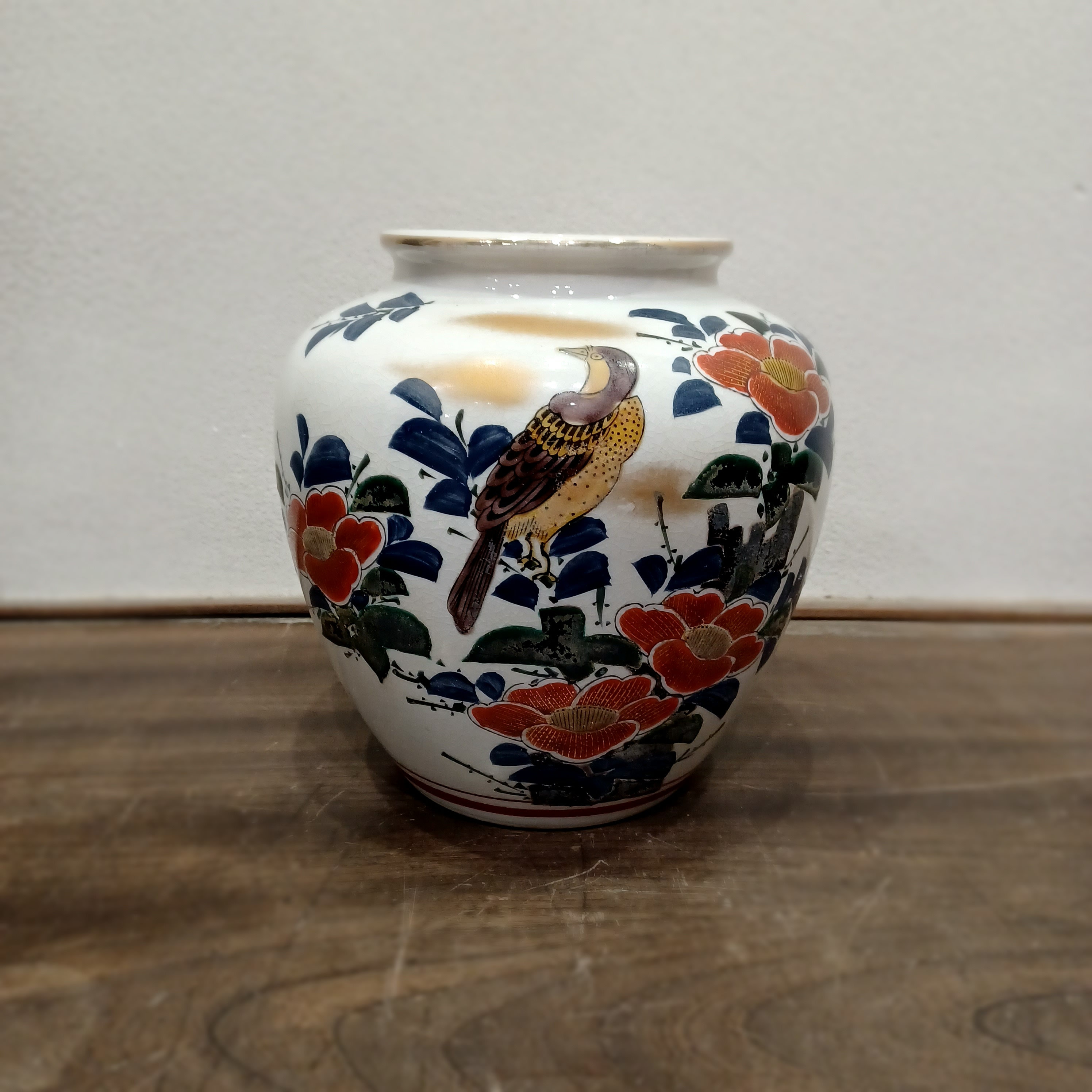 工芸品 Kutani ware vase by Takashi Kitamura 5544# Vase by Takashi Kitamura Kutani Pottery Craftsman