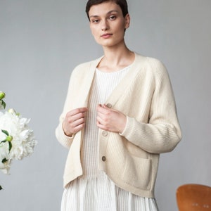 Soft Merino wool cardigan with pockets, Merino wool buttoned jumper, chunky knit sweater SORA, Winter sweater for women, Knit wool sweater