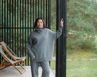 Relaxed fit knitted heavy merino wool pants, Women's lounging trousers, Comfy jogger sweatpants with pockets, Loose barrel leg trousers