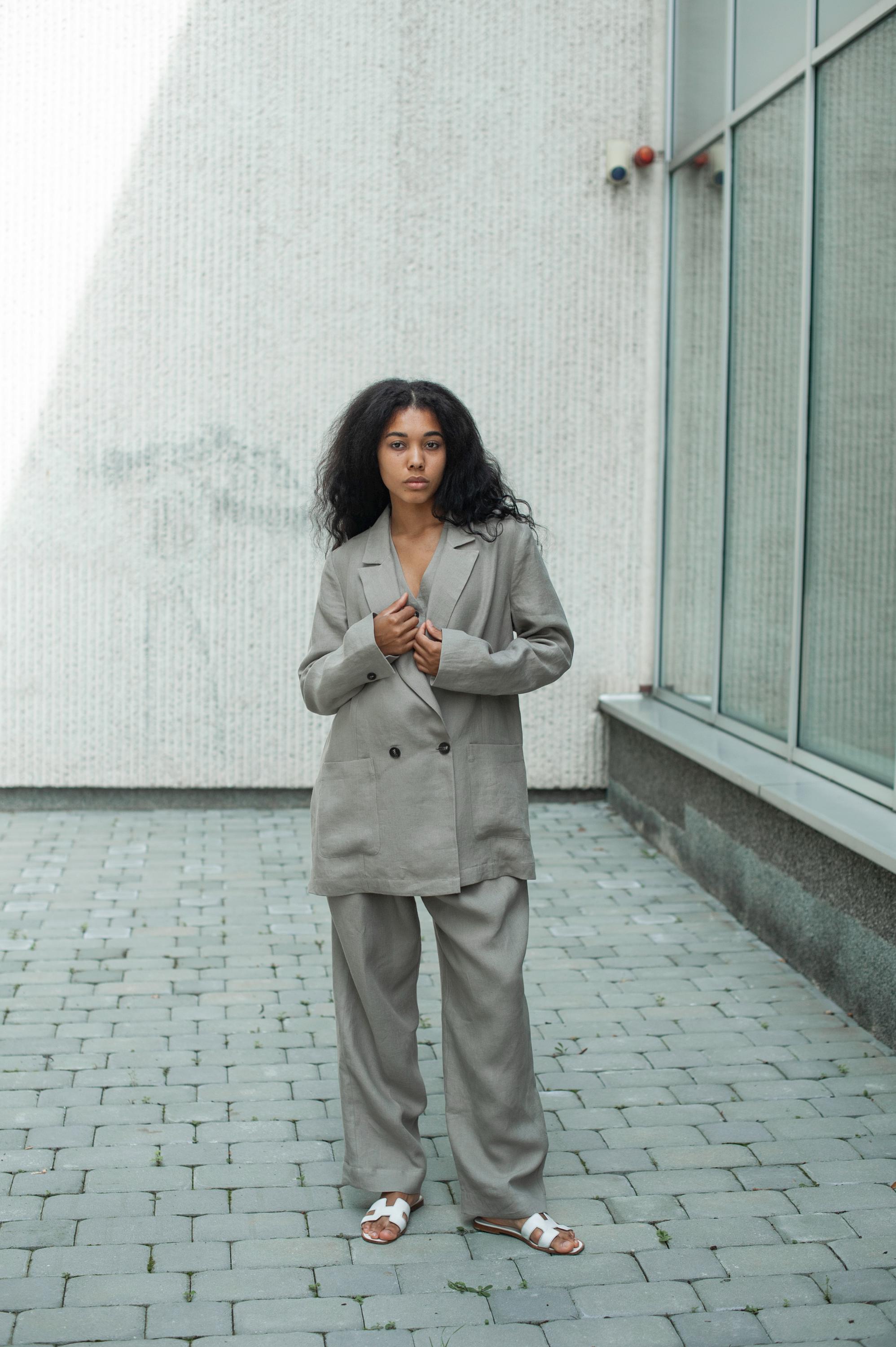 Linen Women