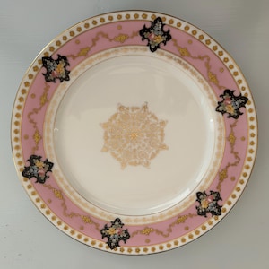 Antique Set of 8  Plates by G D & Cie Avenir Limoges, France