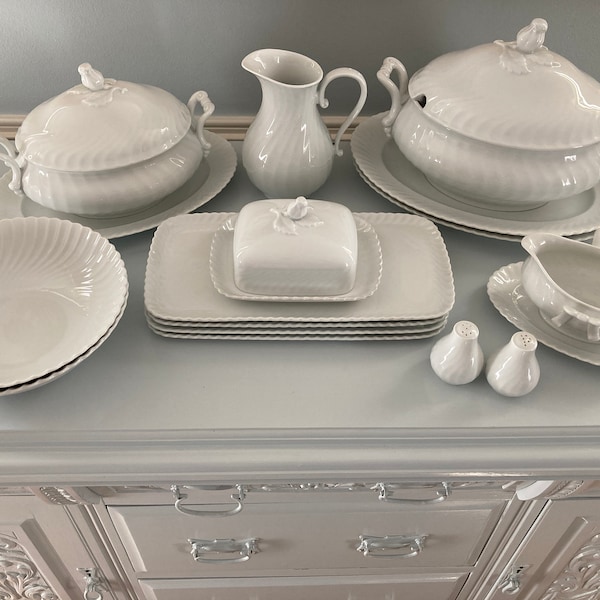 Vintage Kaiser Nicole All White Serving Pieces